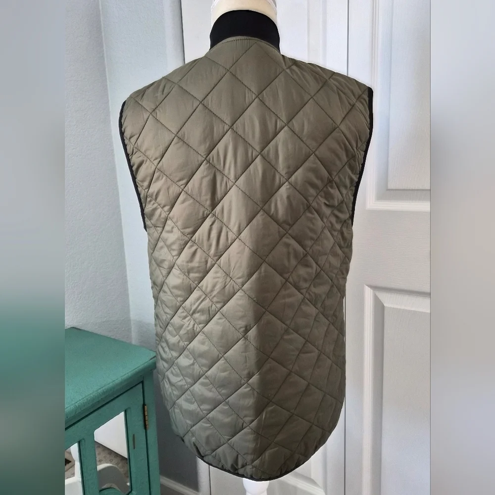 Onepiece Champ Quilted Vest Olive Green Unisex Men’s S Puffer Snap Pocket